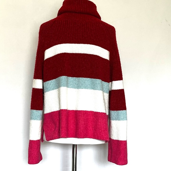 ABOUND SWEATER - Picture 3 of 7